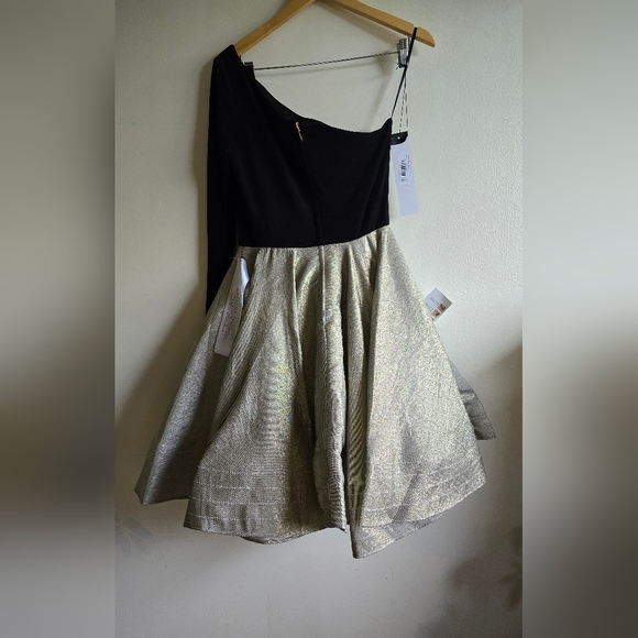 IEENA FOR MAC DUGGAL, Black & Gold One Shoulder A-Line Dress, Size 4, NWT! - Picture 10 of 14